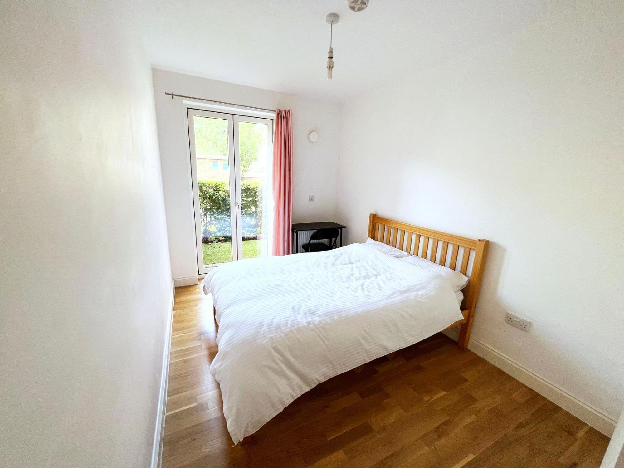 Bedroom 1, Queens Road Gazde/Camere de închiriat